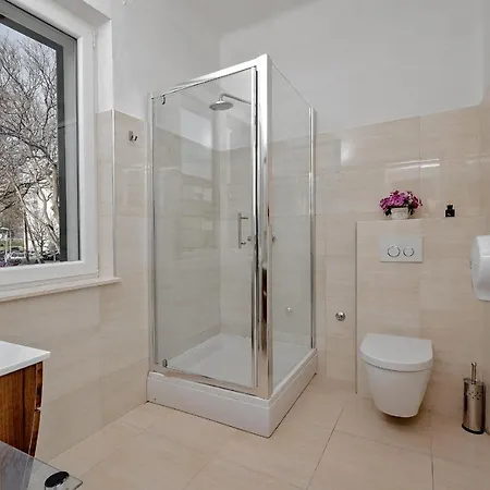 Palomar Luxury 公寓 *