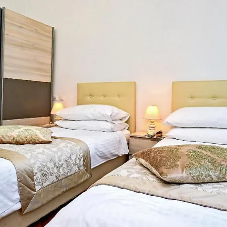 Palomar Luxury سبليت